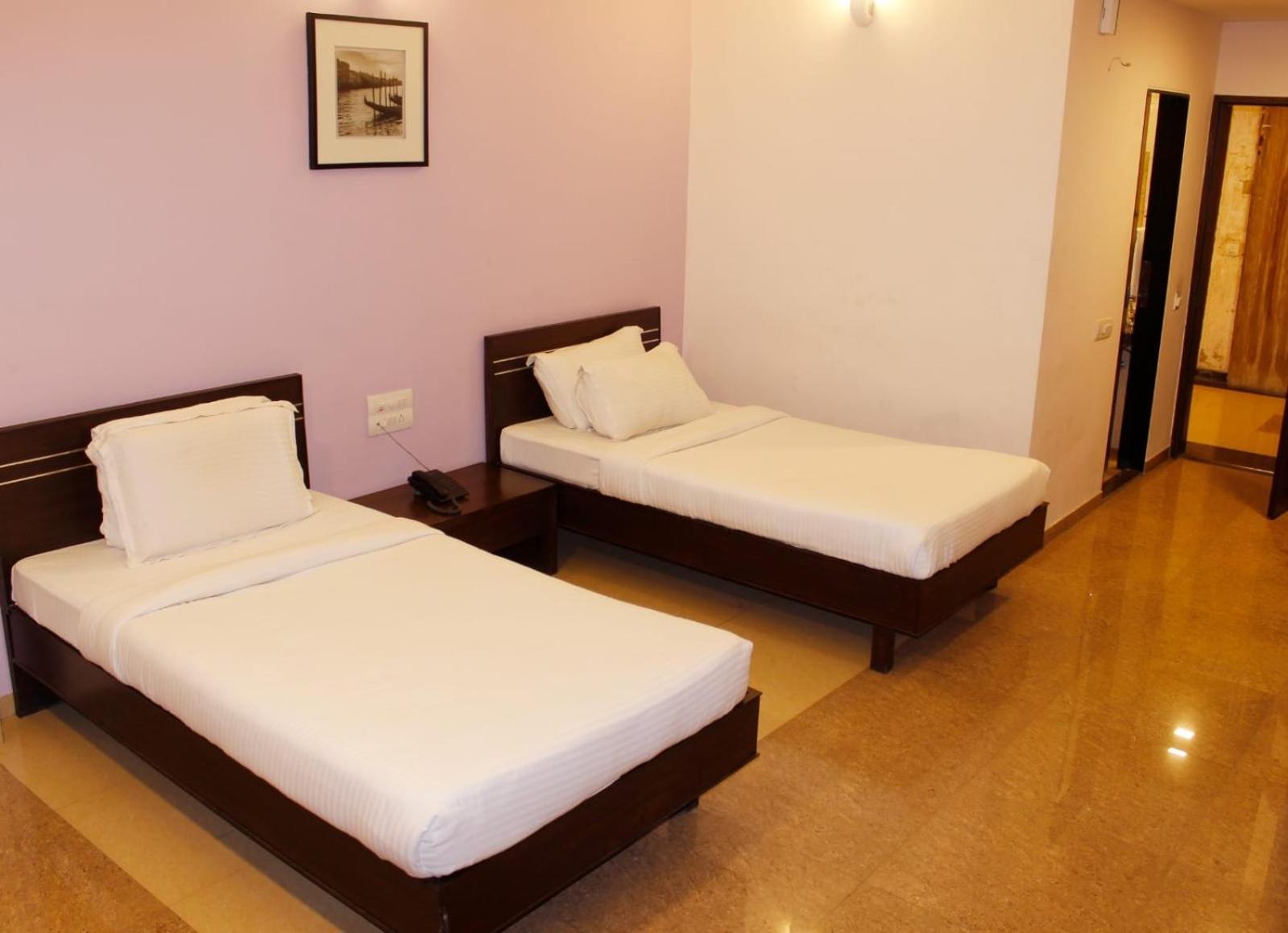 7Th Sky Hotel & Restaurent Sirohi Exterior photo